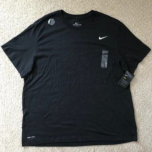 NIKE DRI-FIT SHORT SLEEVE MEN Size XXL Color: Black / White NWT